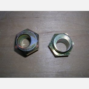 Exentrial styrspindel 10 mm MACH 1